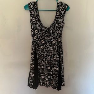 Key dress style Alice in wonderland gothic babydoll